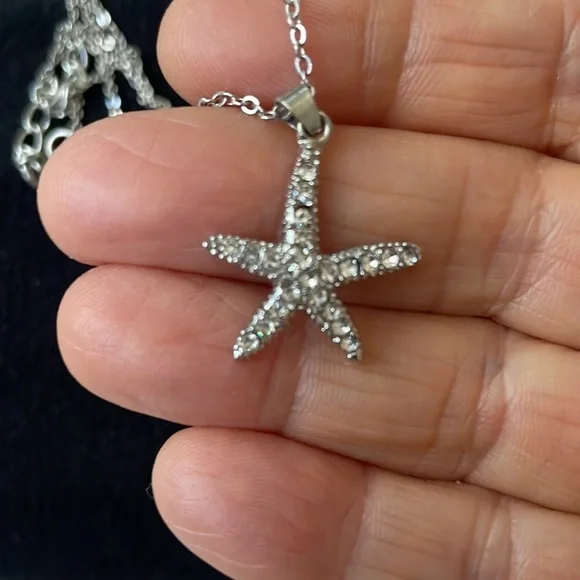 Crystal rhinestone Diamond STARFISH necklace charm pendant - Picture 3 of 10
